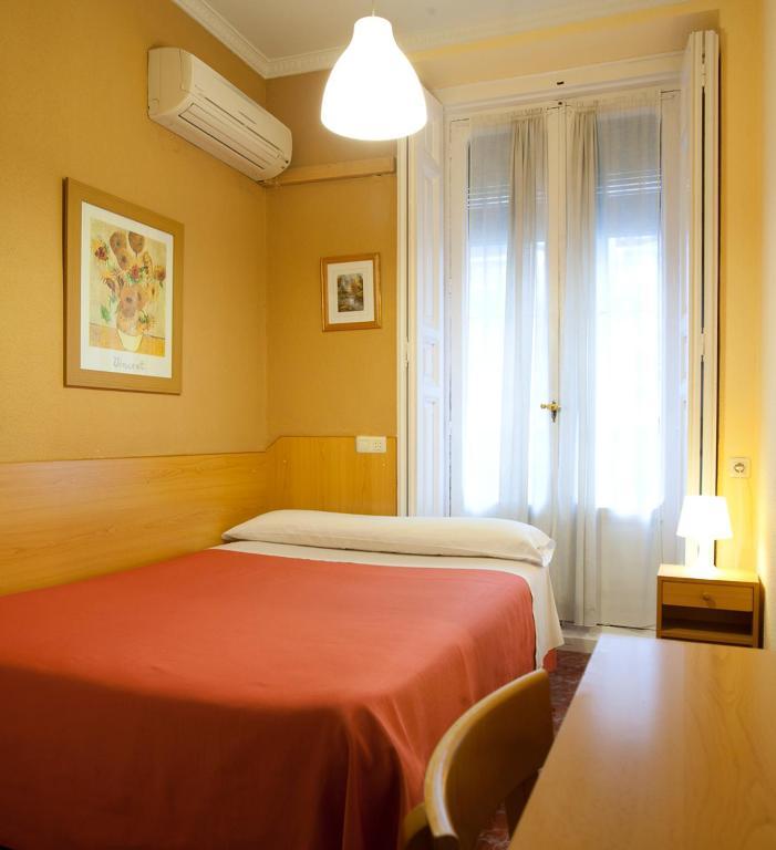 Hostal Prim Мадрид Номер фото